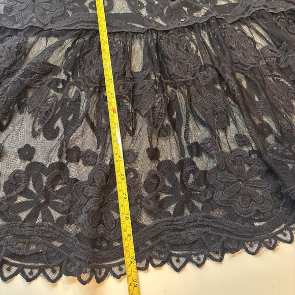 Lane Bryant Black Lace Sheer Tunic Whimsigoth Gothic Witchy Bell Sleeve 22/24 3X - Picture 8 of 12